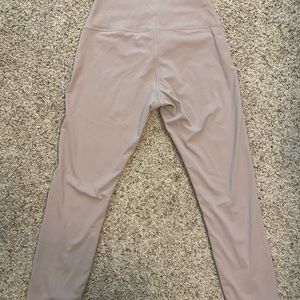 Lulu wonder under leggings